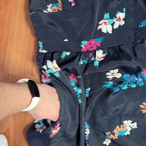 Floral strapless romper - Picture 2 of 4